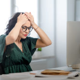A menopausa impede-me de render no trabalho. Que faço?