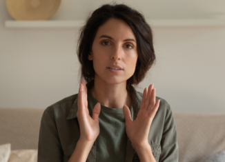 Chega de “devias”: redefinir as expectativas da mulher