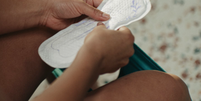 Incontinência urinária feminina: como escolher a proteção adequada